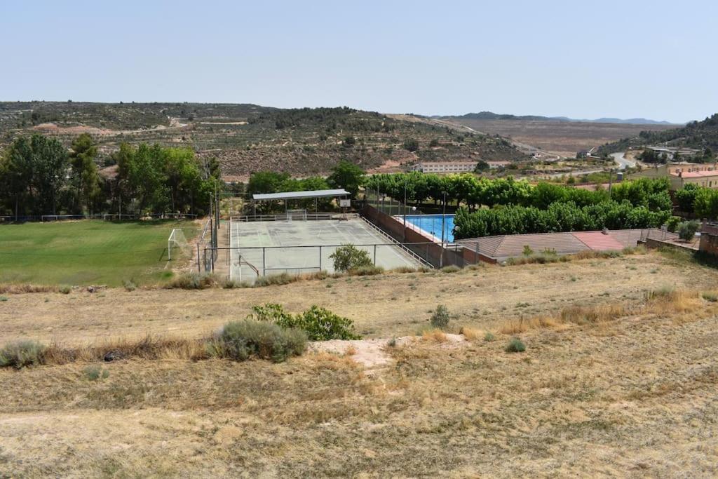 La Casa De La Raval De L'Albages Villa Exterior photo